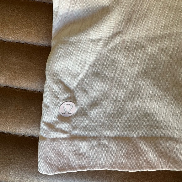 Lululemon Tank - Picture 6 of 6